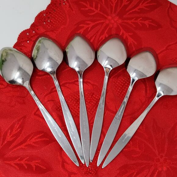 6 Oneida Oneidacraft Deluxe Stainless Wintersong Table Spoons - Picture 8 of 12